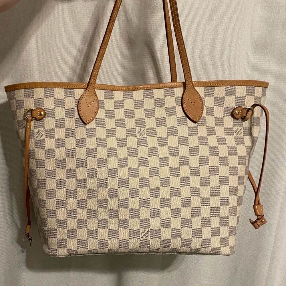 Louis Vuitton Neverfull MM